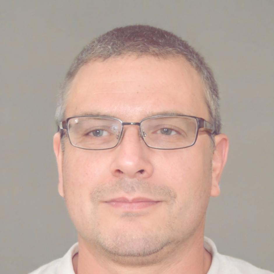 Portrait of satisfied client testimonial